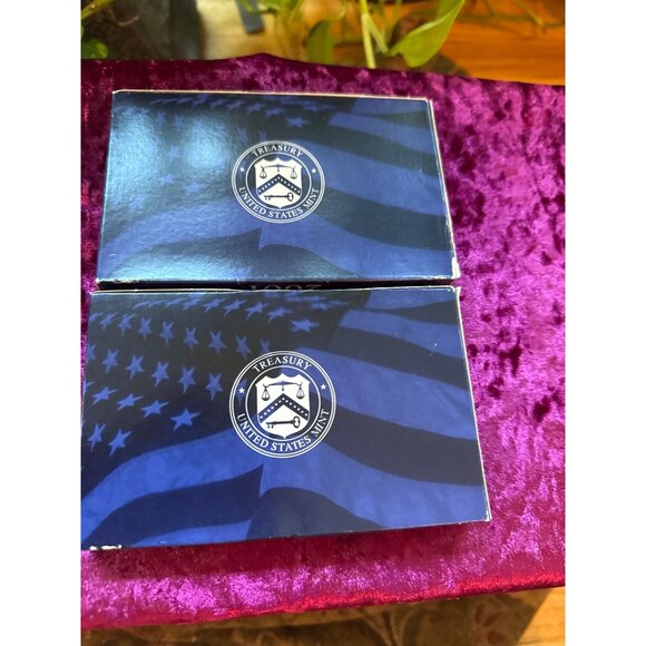 2 Bundle 2001 US Mint 10 Coin Proof Set COA - Picture 2 of 3